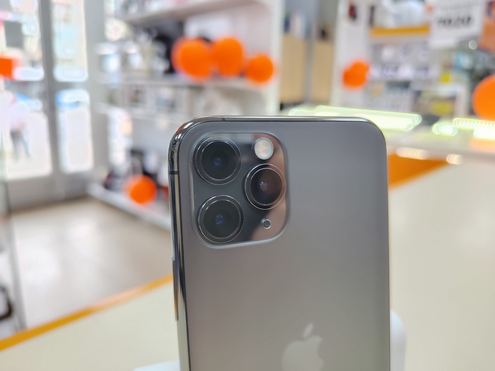 Смартфон Apple iPhone 11 Pro 64Gb
