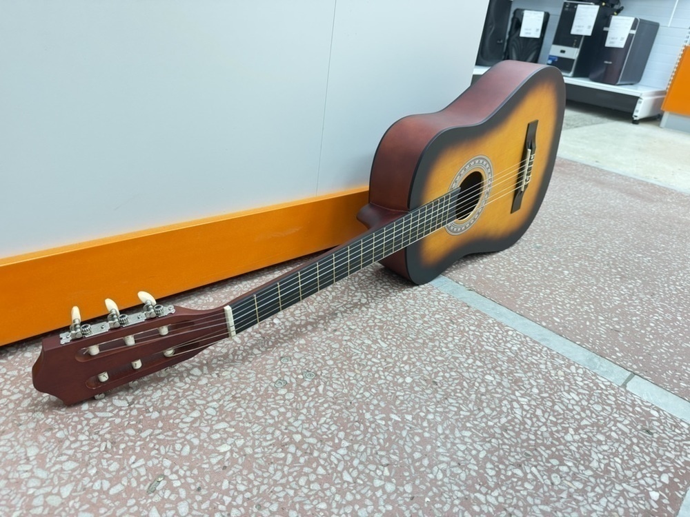 Гитара акустическая Belucci BC3825 SB