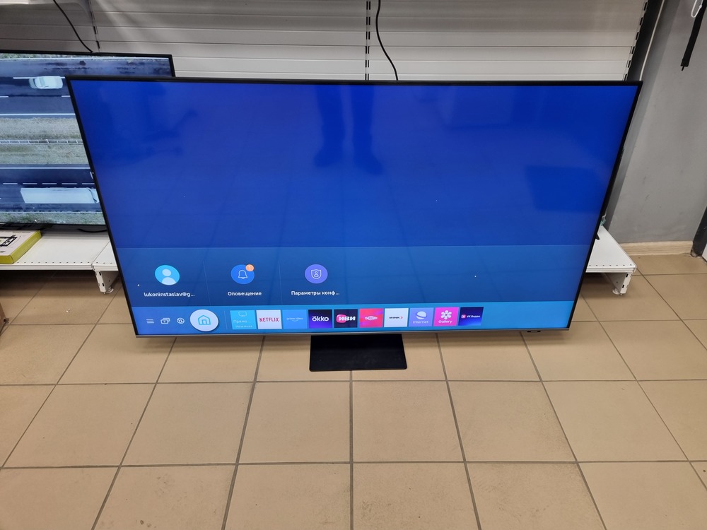 QLED Телевизор Samsung QE65Q77AAU