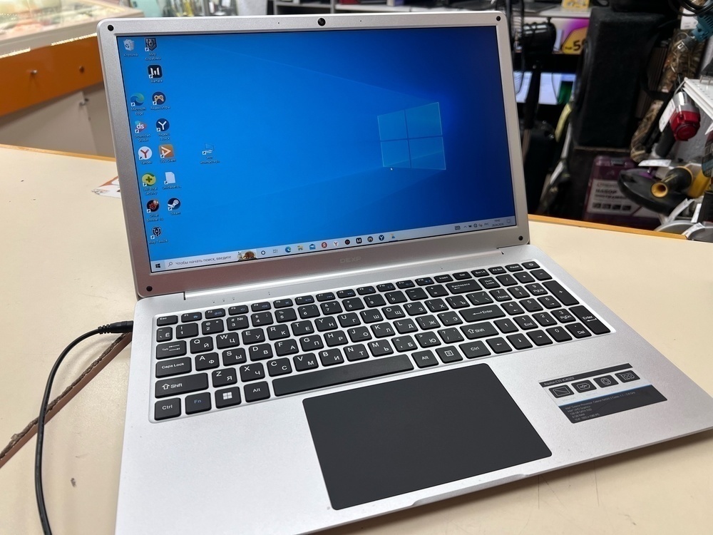 Ноутбук Dexp Aquilion C15-ICW202; Celeron N4020, Intel UHD Graphics 600, 8 Гб, 120 Гб, Нет