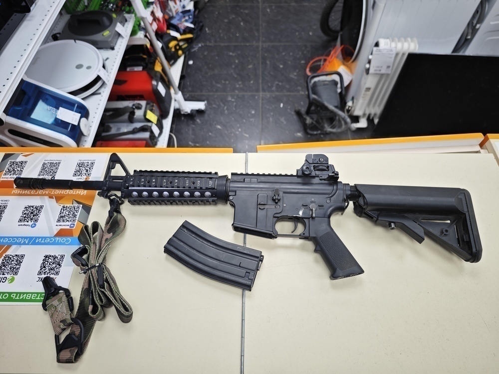 Страйкбольный автомат Cyma M4 CQB RIS