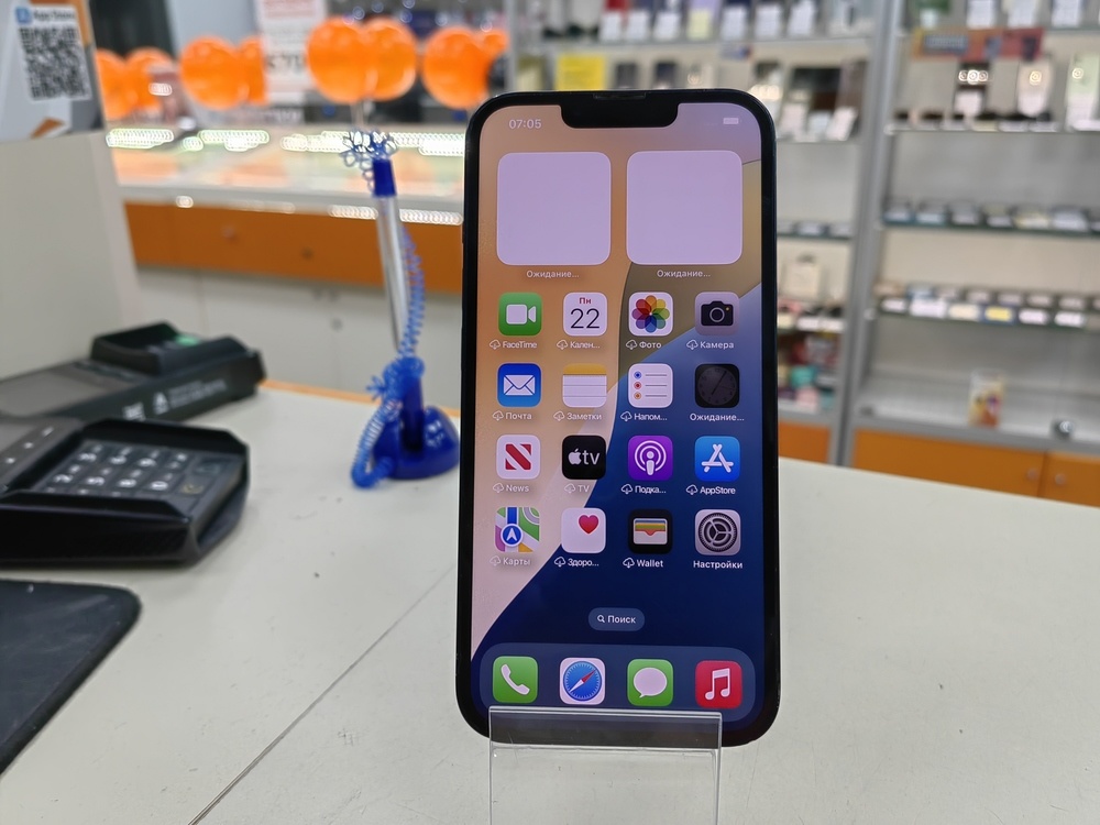 Смартфон Apple iPhone 13 128Gb
