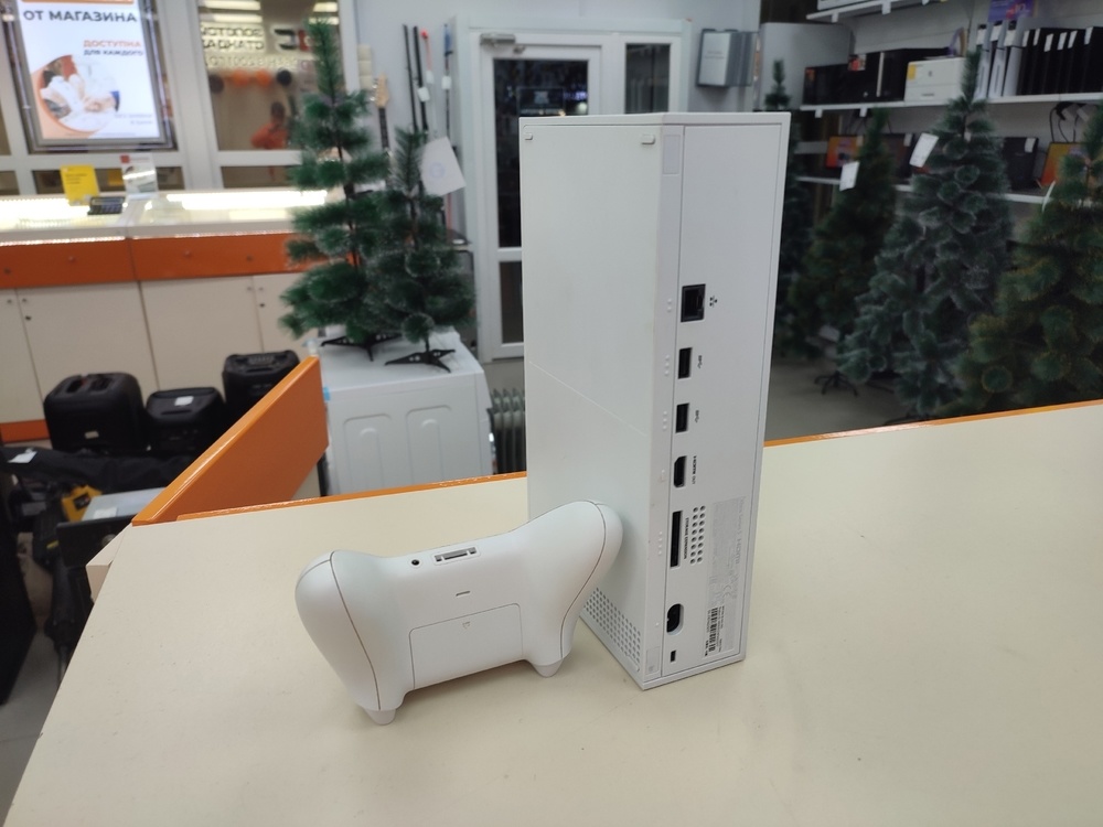 Игровая приставка  Xbox One S Digital Edition 500 GB