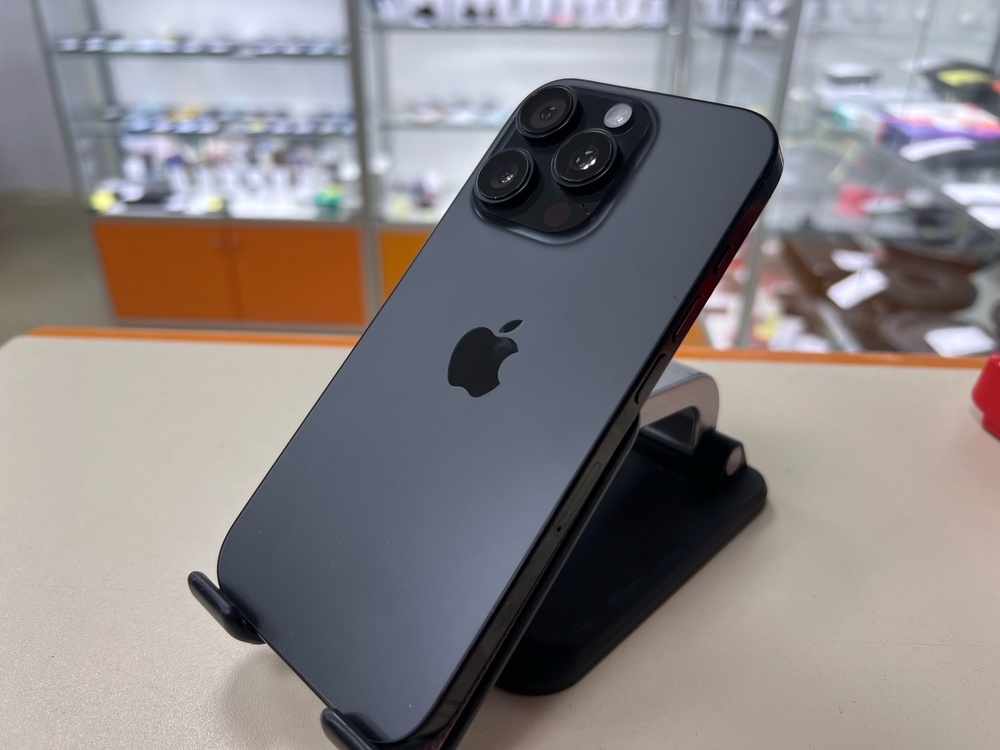 Смартфон Apple Iphone 16 Pro 128Gb