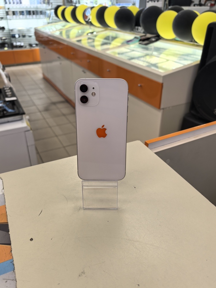 Смартфон Apple iPhone 12 64Gb