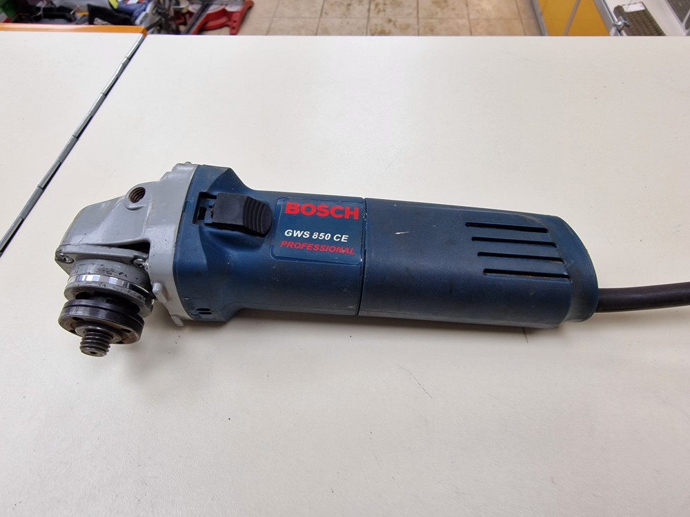 Угловая шлифмашина Bosch GWS 850 СЕ