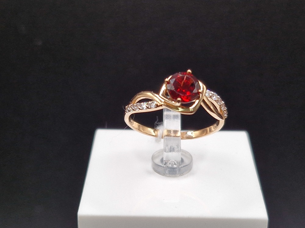 КОЛКМИ585 КОЛЬЦО С КАМНЯМИ (Au 585)