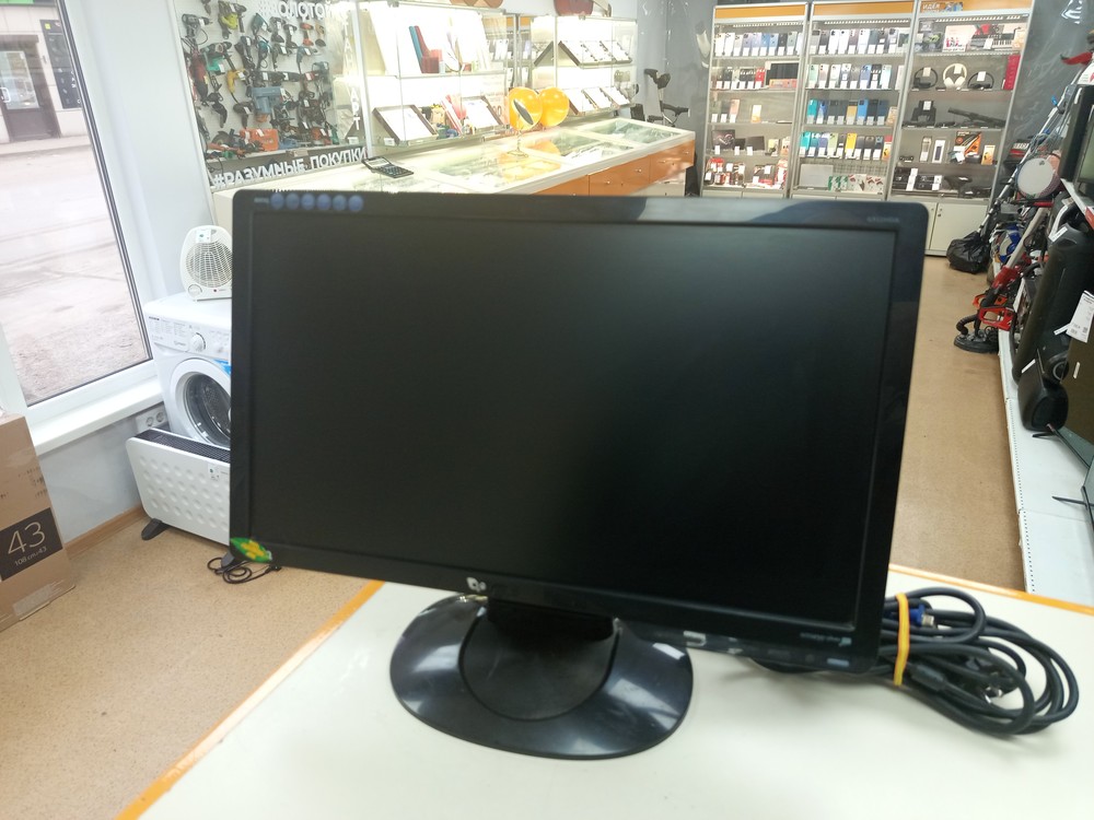 Монитор BenQ G922HD