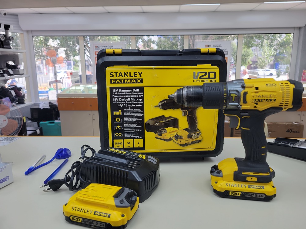 Шуруповерт Stanley SCD718 v20