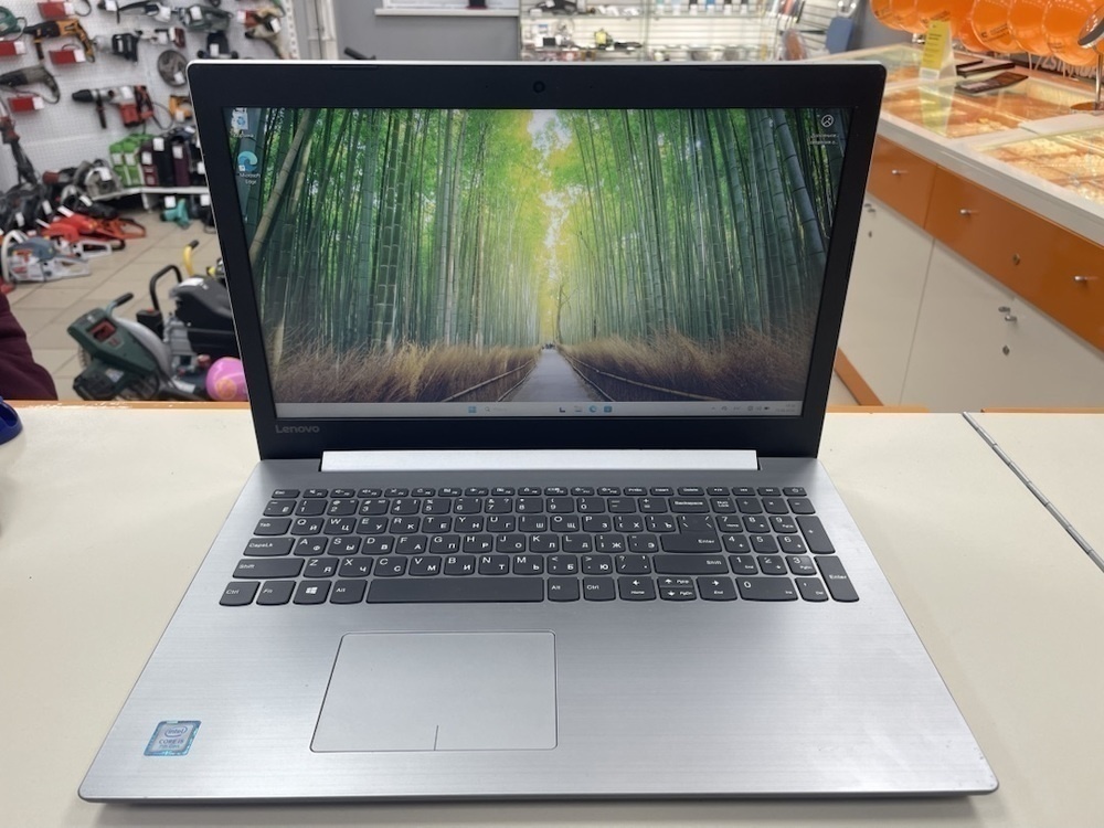 Ноутбук Lenovo; Core i5-7200U, GeForce 940MX, 8 Гб, 240 Гб, 1 Tb