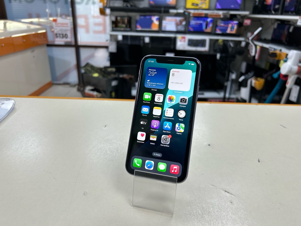 Смартфон Apple iPhone 11 64Gb