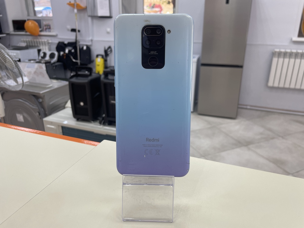 Смартфон Xiaomi Redmi Note 9 4/128