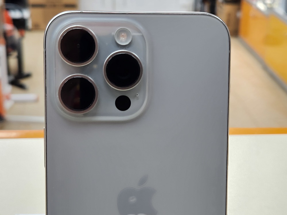 Смартфон Apple iPhone 15 Pro Max 256Gb