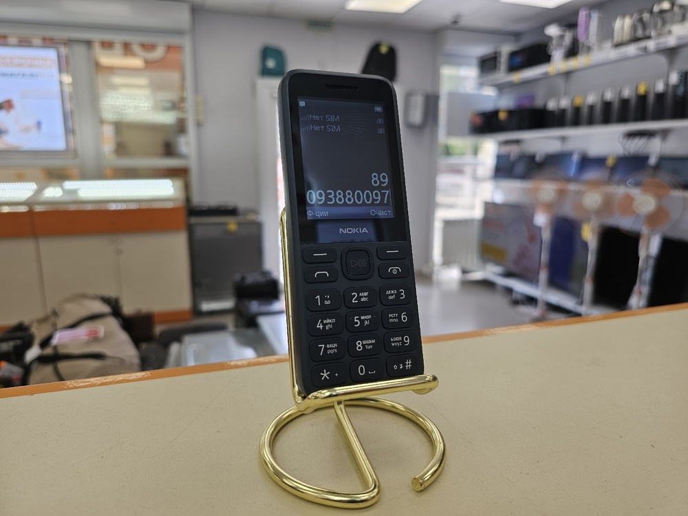 Мобильный телефон Nokia 130