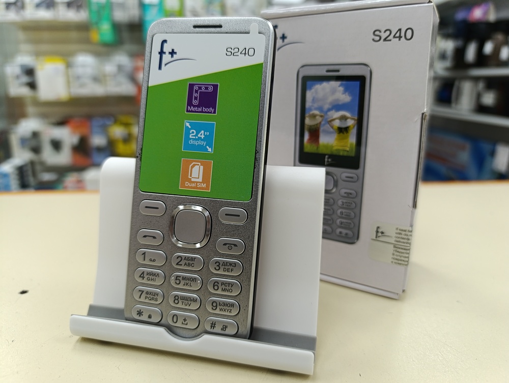 Мобильный телефон F+ S240