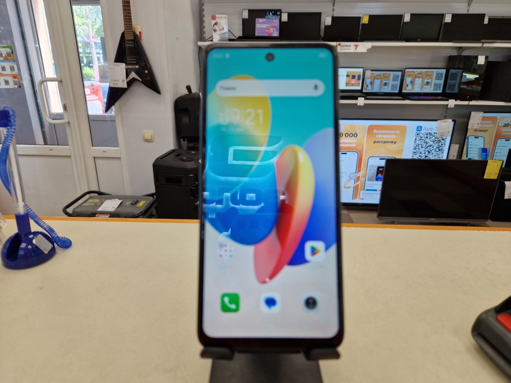 Смартфон Tecno Spark Go 2024 4/64