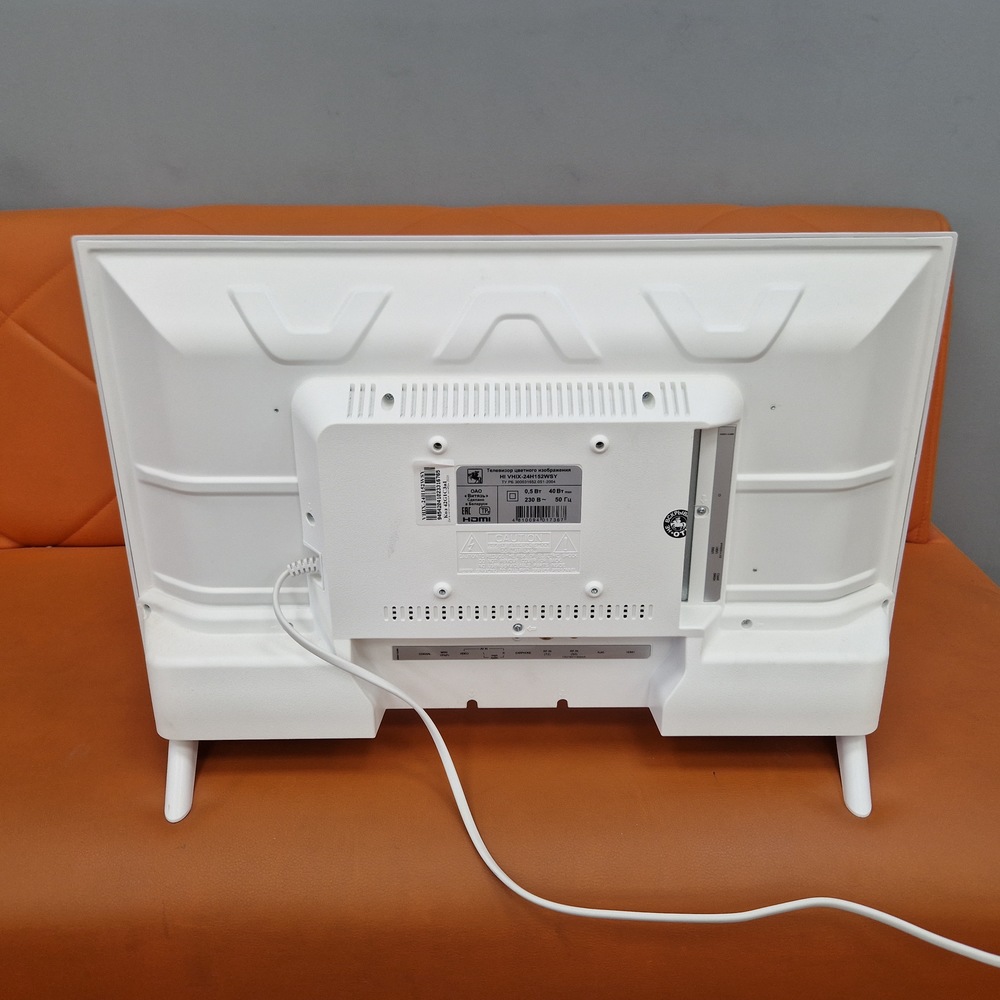 LED Телевизор HI VHIX-24H152WSY