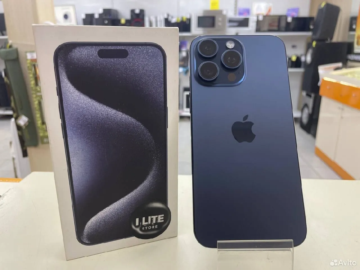 Смартфон Apple iPhone 15 Pro Max 256Gb