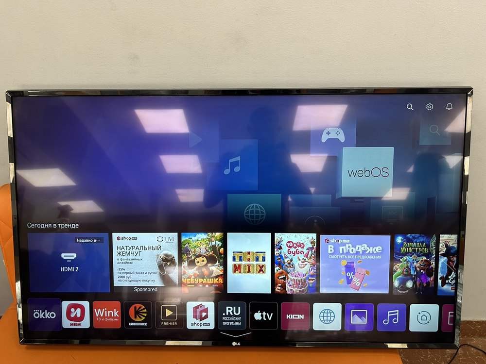 LED Телевизор LG 49UM7020PLF