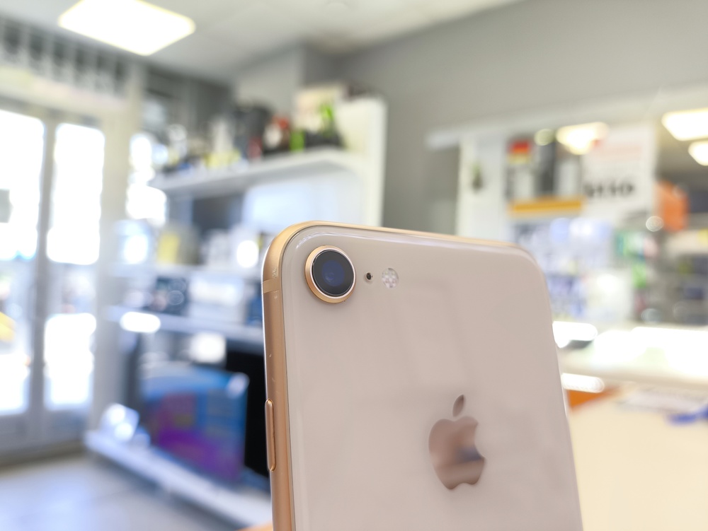 Смартфон Apple iPhone 8 64Gb