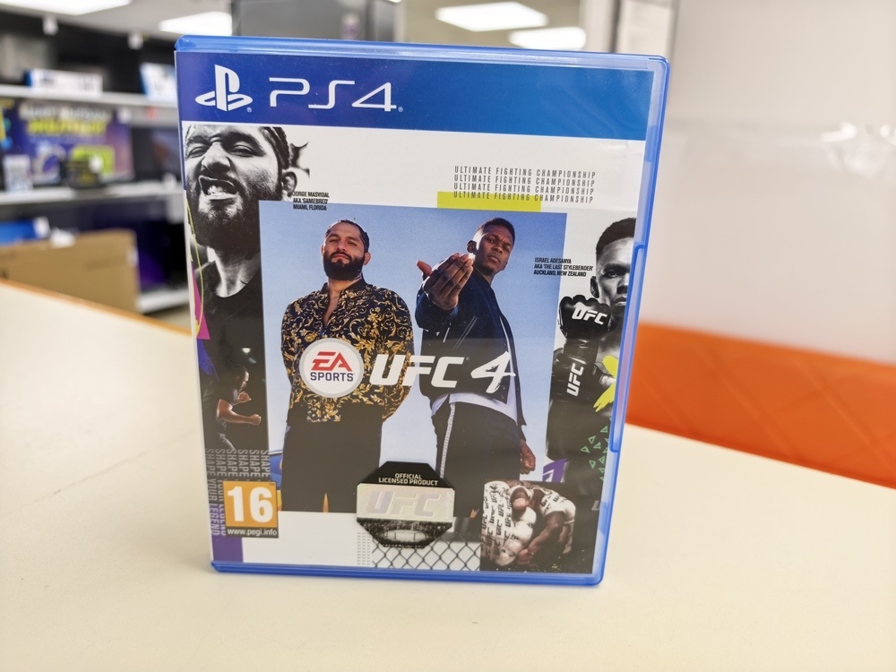 Игра Playstation 4 UFC 4