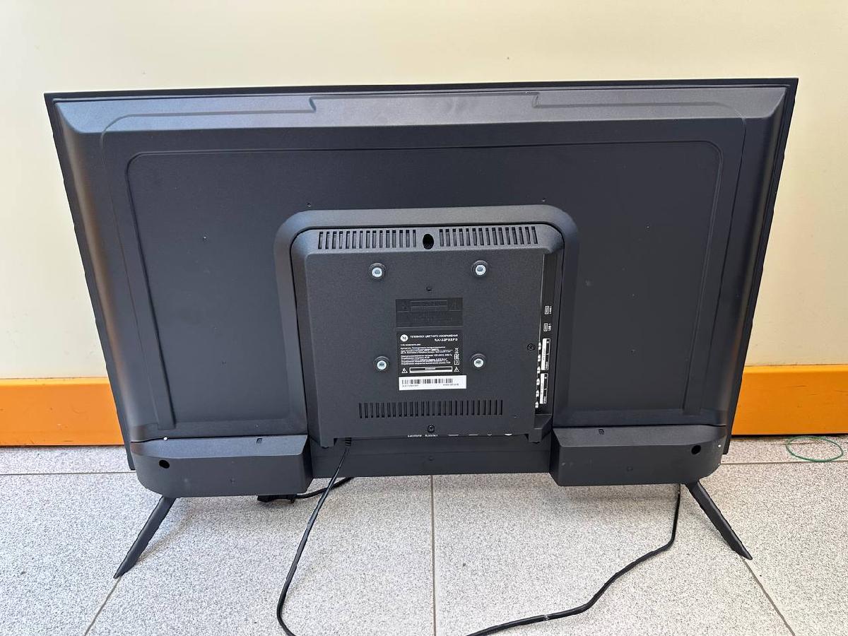 LED Телевизор HI RX-32F02FB