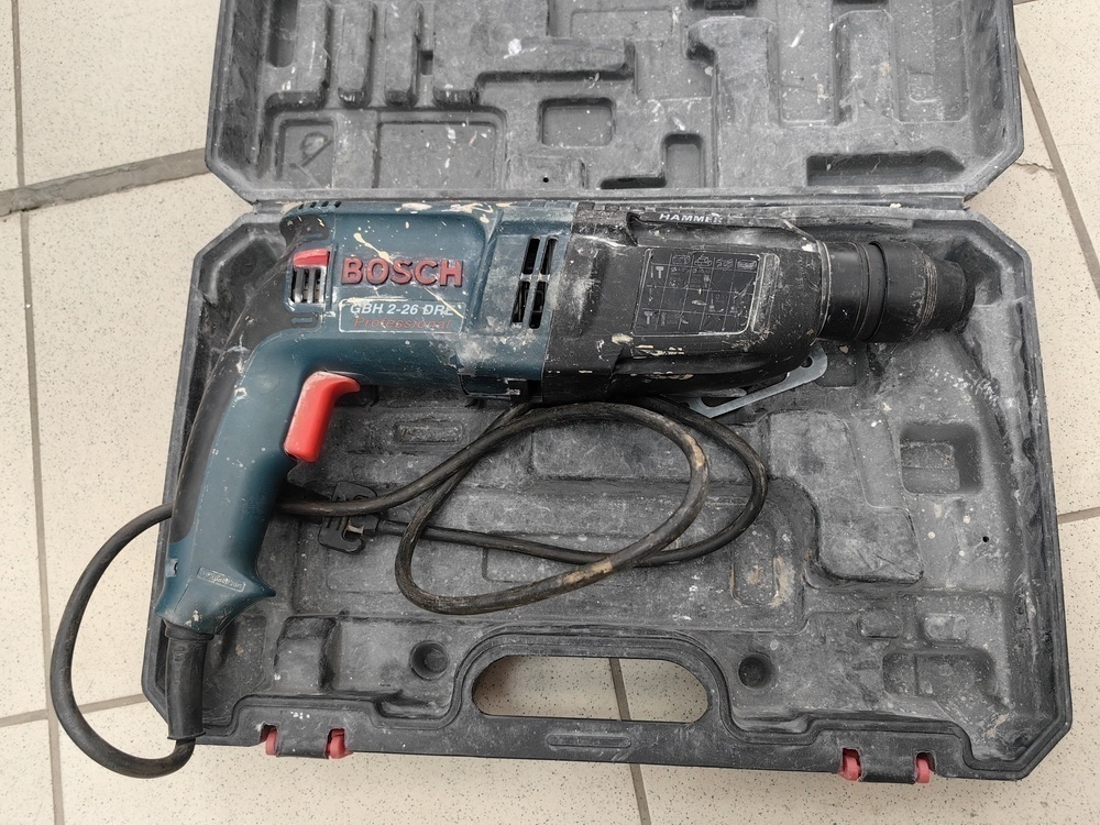 Перфоратор Bosch 2-26DRE