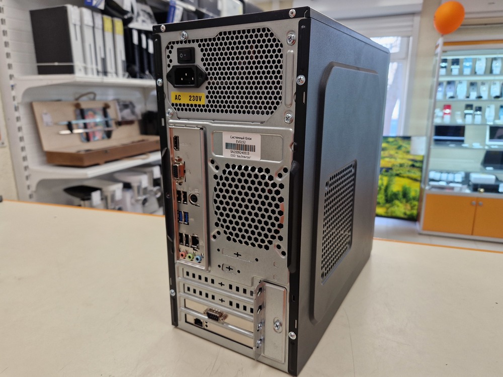 Системный блок Noname No Model; Core I3-12100F, Intel UHD Graphics 730, 16 Гб, 240 Гб, Нет