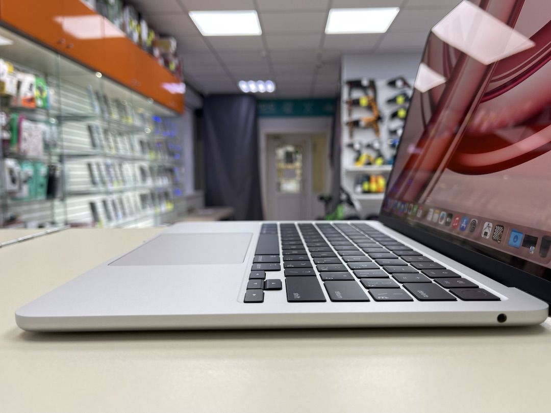 Ноутбук Apple Macbook Air M2 2022 8/512