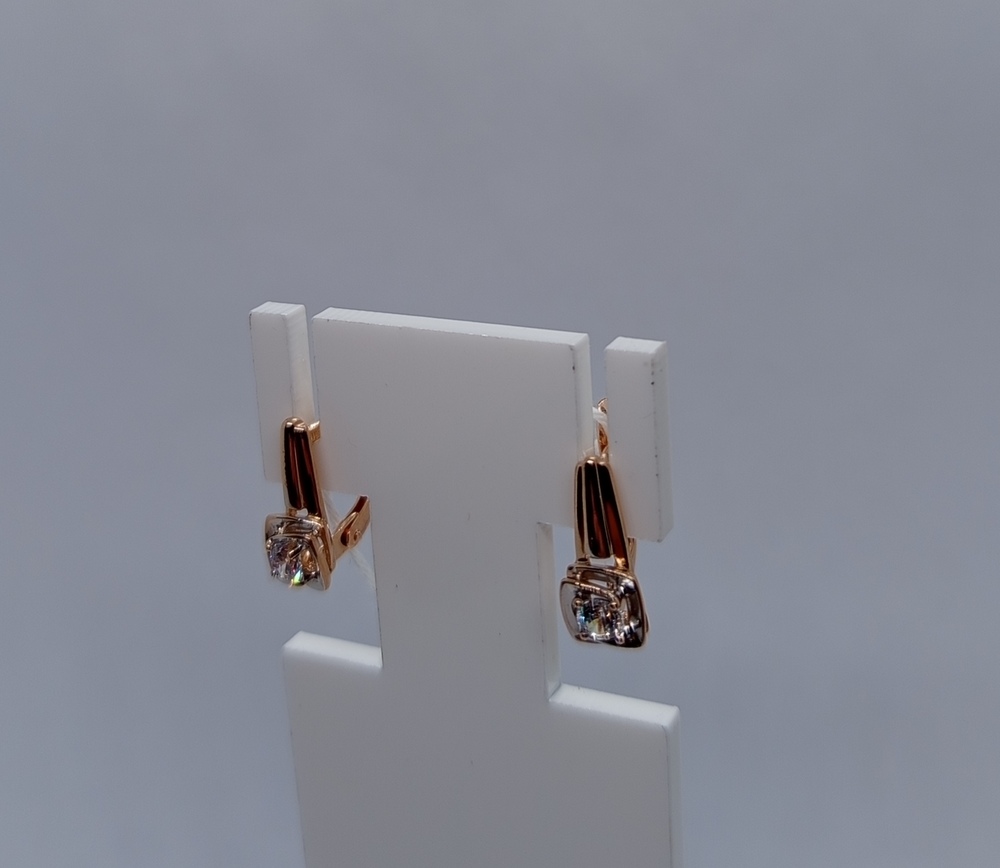 СКМ585 СЕРЬГИ С КАМНЕМ (Au 585)