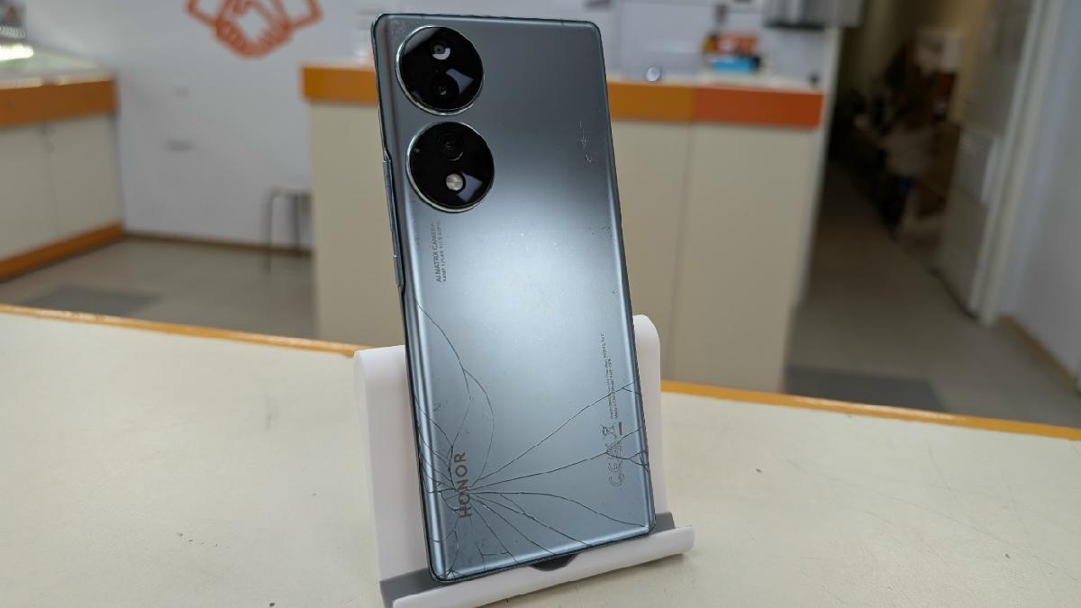 Смартфон Honor 70 8/256
