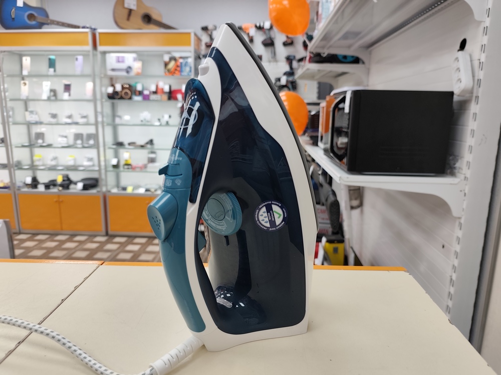Утюг Tefal Express Steam FV2839E0