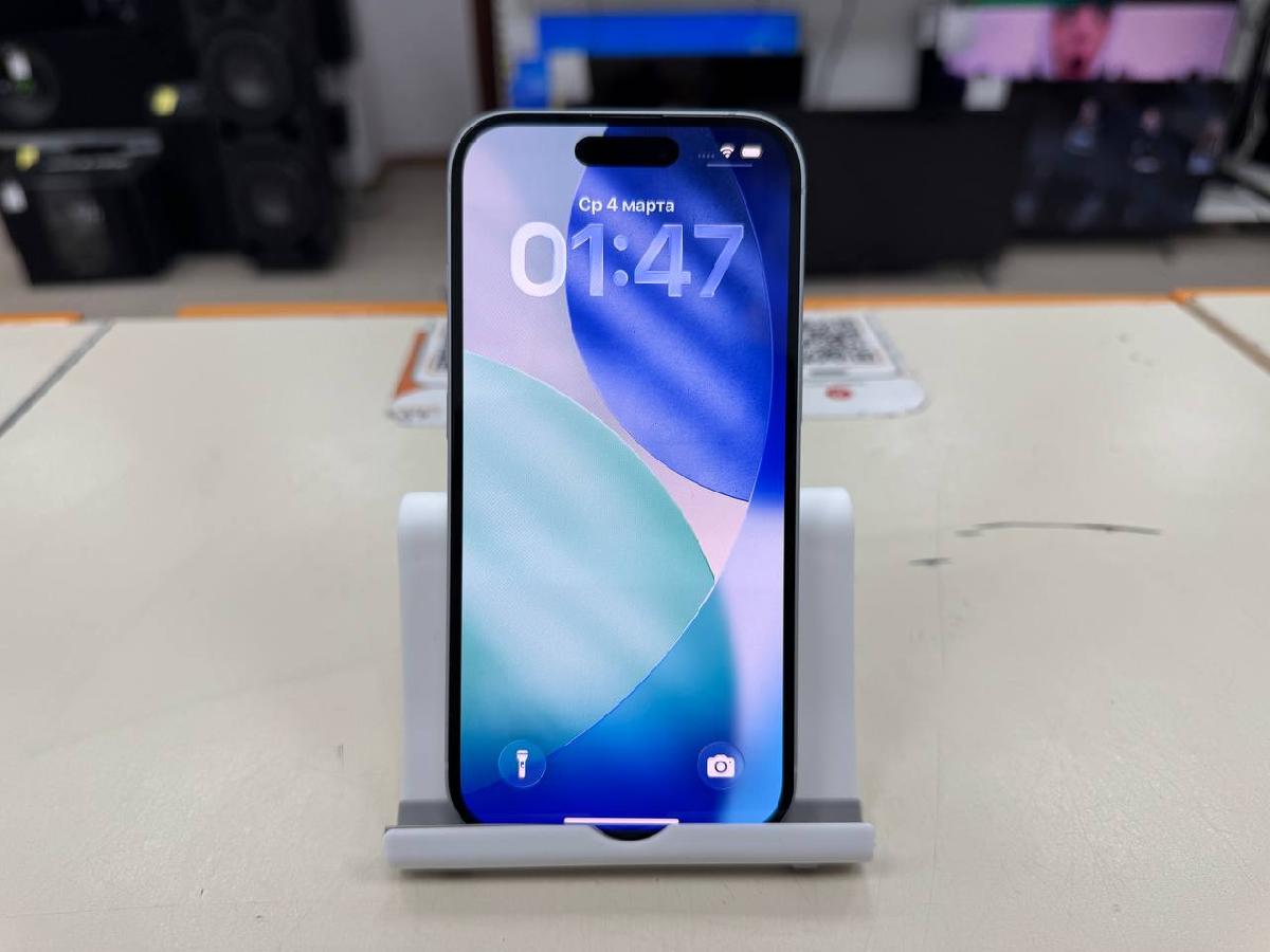 Смартфон Apple Iphone 15 128Gb