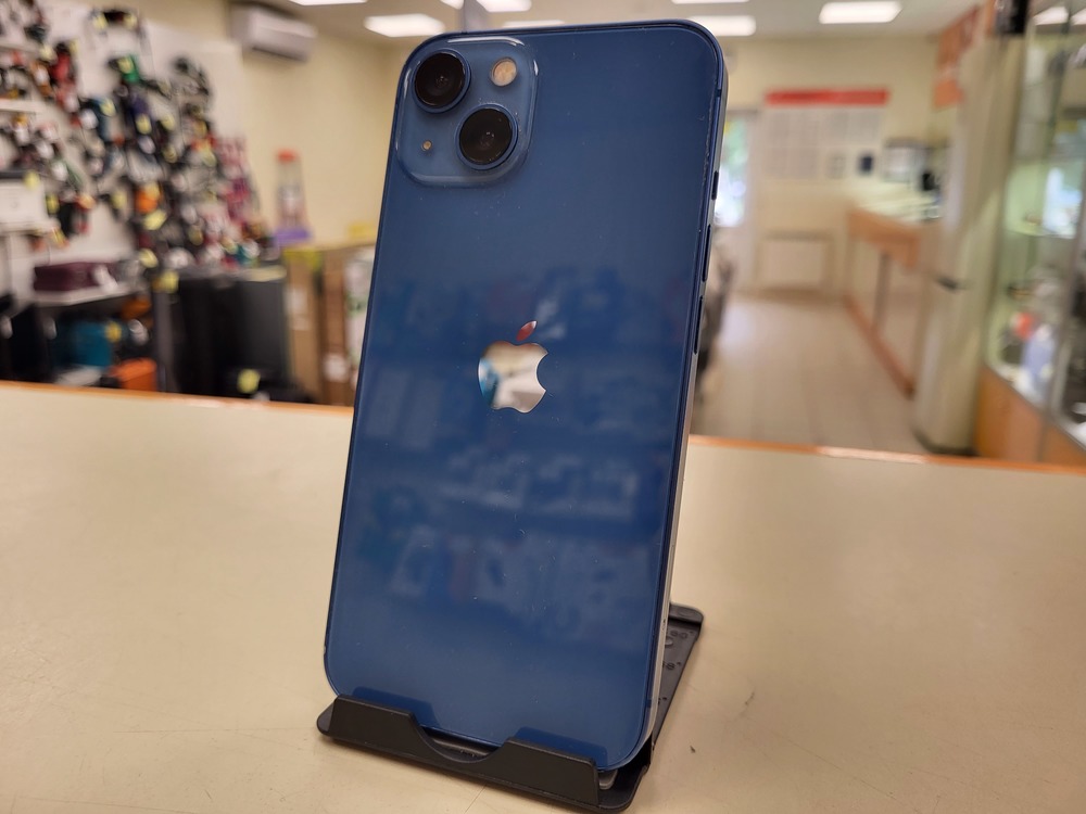 Смартфон Apple iPhone 13 256Gb