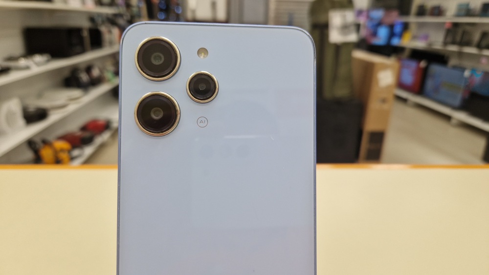 Смартфон Xiaomi Redmi 12 4/128