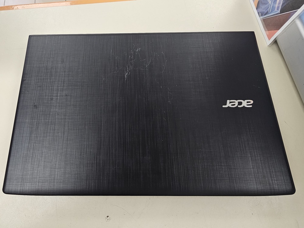 Ноутбук Acer n16q2; Core i3-6006U, GeForce 940MX, 6 Гб, 120 Гб, 500 Гб