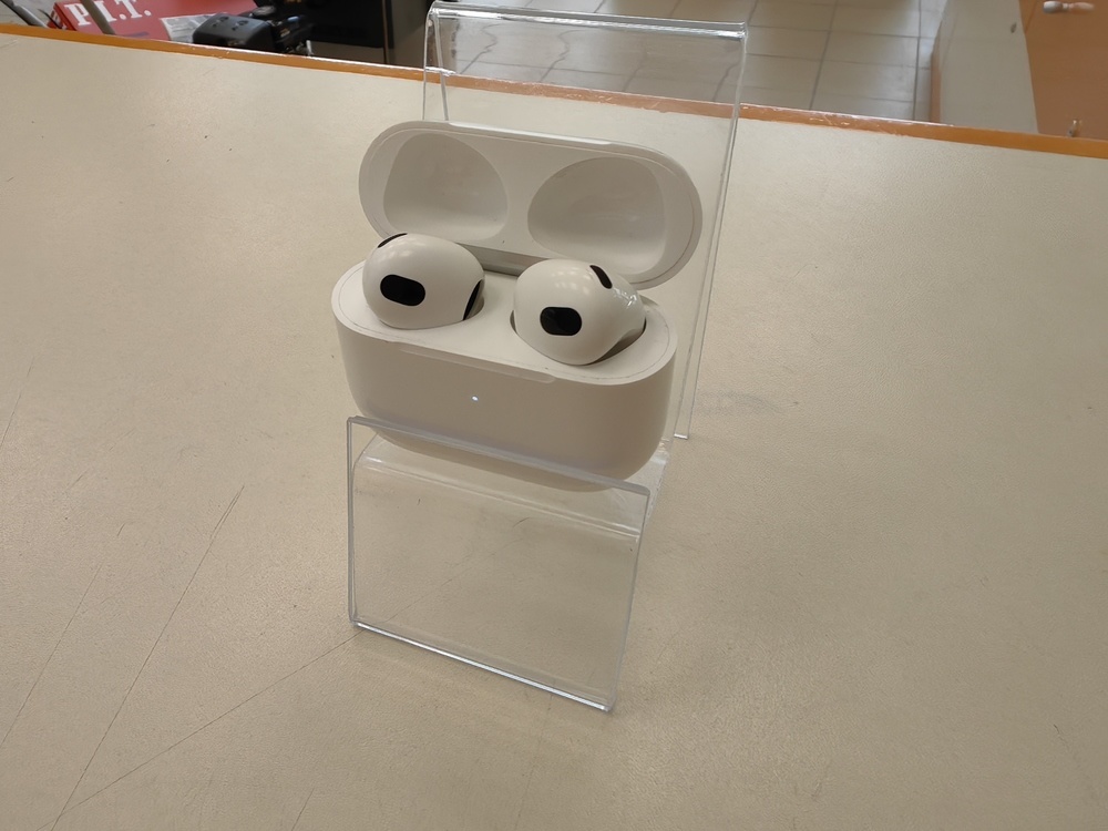 Наушники беспроводные Apple Airpods 3