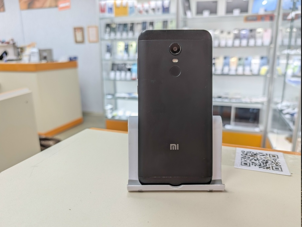 Смартфон Xiaomi Redmi 5 Plus 4/64
