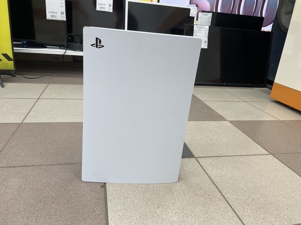 Игровая приставка PlayStation 5 825Gb (С дисководом)