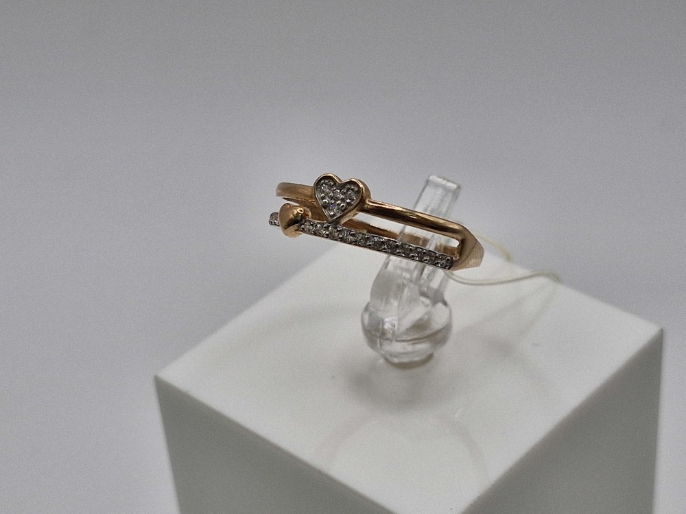 КОЛЬЦО С КАМНЯМИ (Au 585)