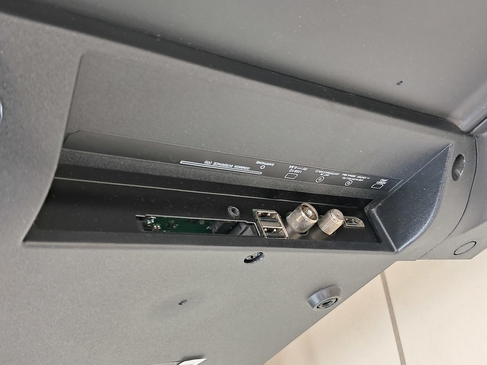 LED Телевизор Candy Uno 43 FHD