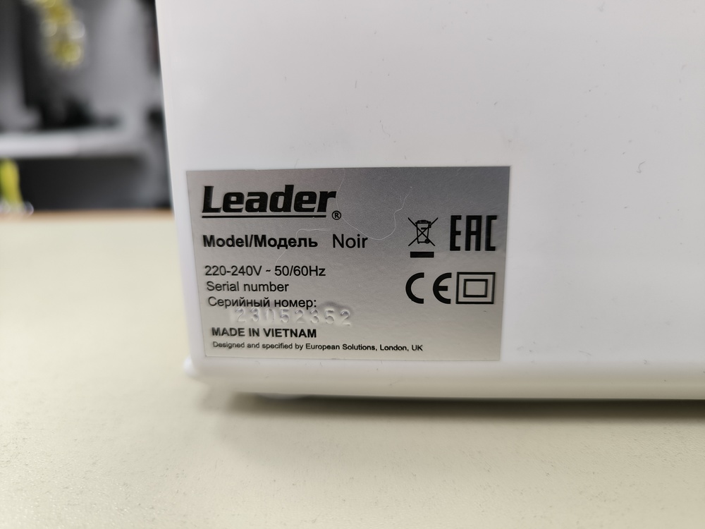 Швейная машина Leader Noir