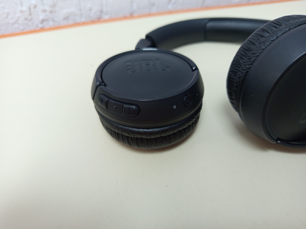 Наушники беспроводные JBL TUNE 520BT