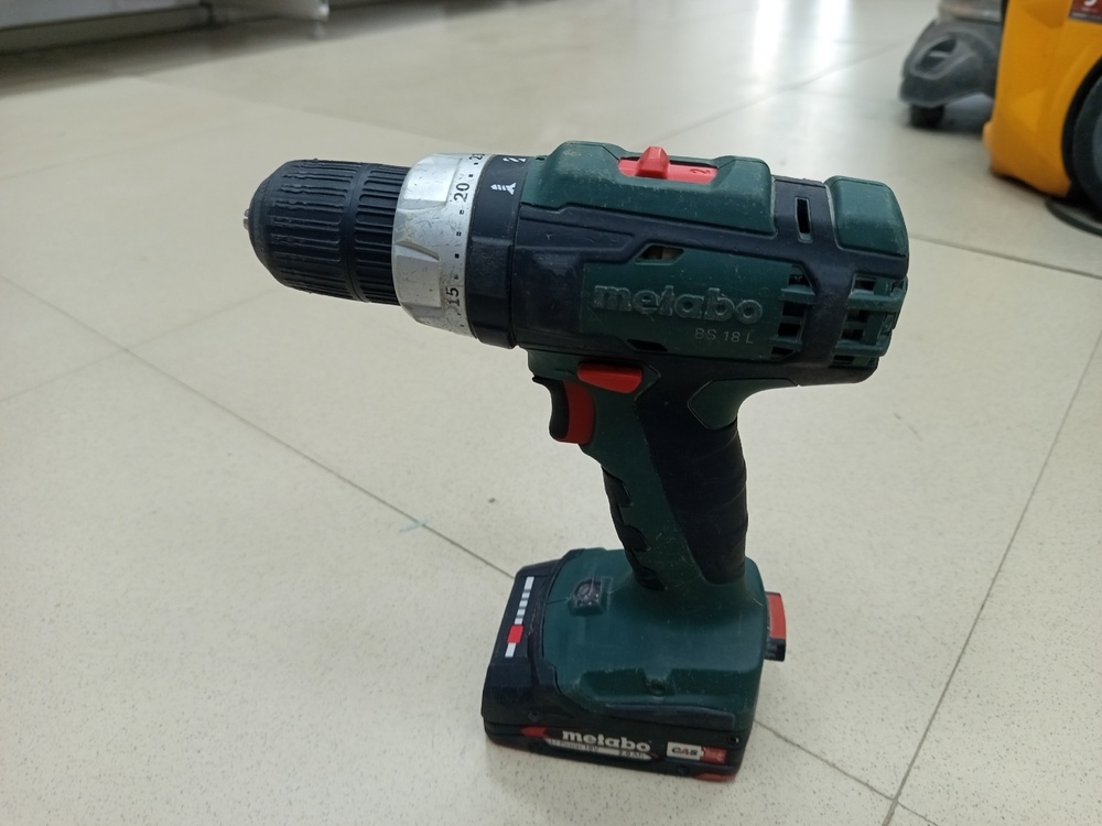 Шуруповерт Metabo BS 18 L