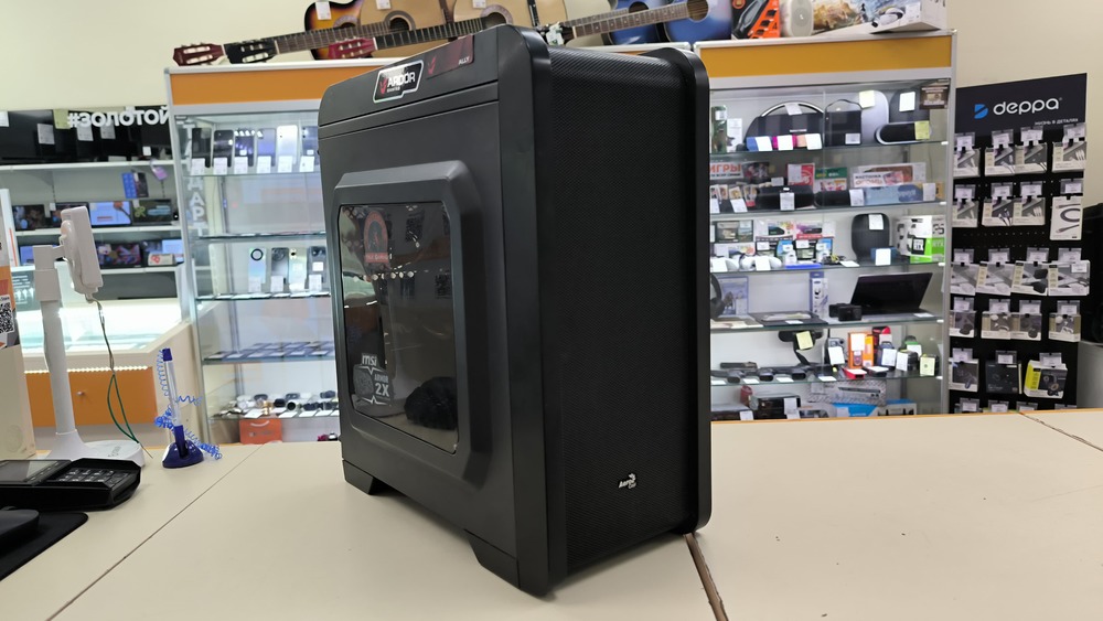 Системный блок Aero Cool; Core i3-8100, GeForce GTX 1060 6GB, 16 Гб, 256 Гб, 1 Tb