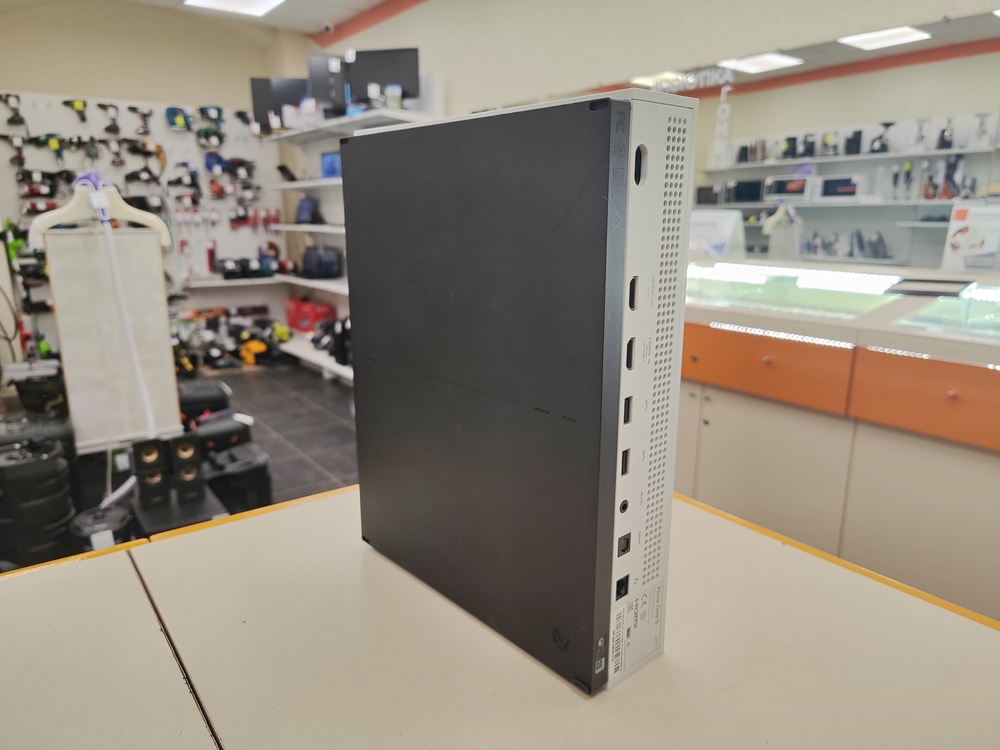 Игровая приставка Xbox One S 1TB