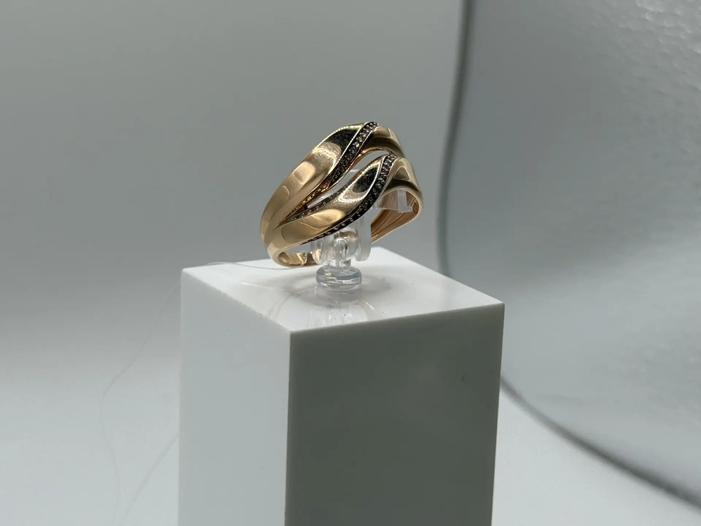 КОЛЬЦО С КАМНЯМИ (Au 585)