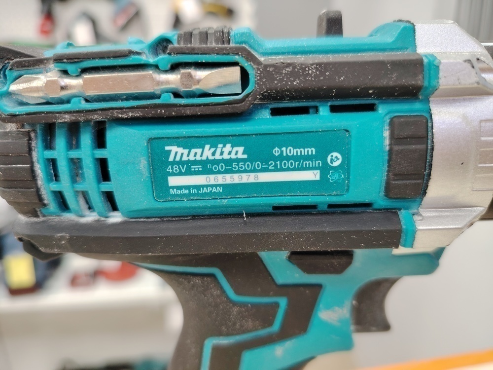 ДРЕЛЬ-ШУРУПОВЕРТ MAKITA 6823