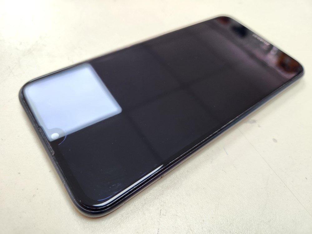 Смартфон Huawei Y7 (2019)