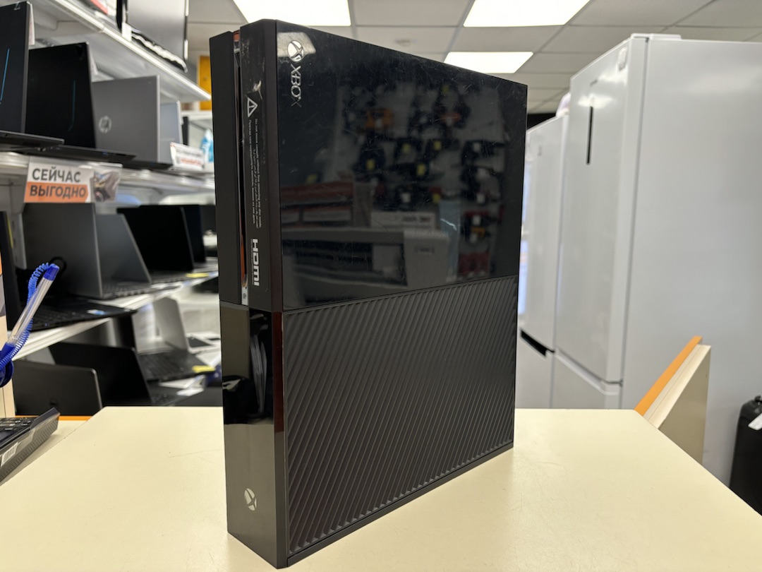 Игровая приставка Xbox One 500Gb